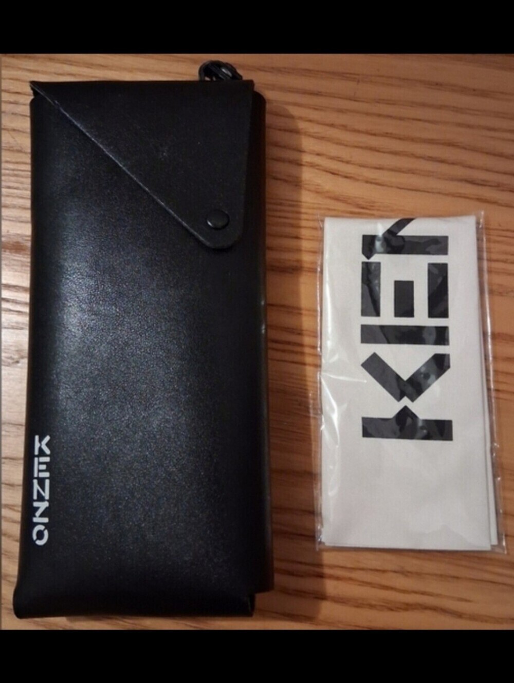 Kenzo Black Leather Multi Snap Eyeglass Sunglass Case w/ Neck Strap & Wipe